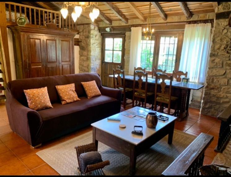 La Casita De Cuestallano Renedo De Cabuerniga Bagian luar foto